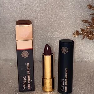Yensa Super 8 Vibrant Silk Lipstick - Deep Burgundy